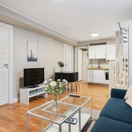 Apartment New! Modern City Apt: Central W/ Private Entrence Bergen